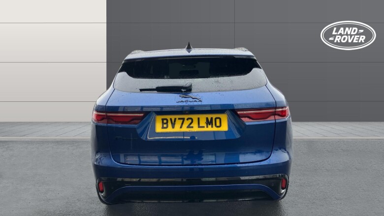 Jaguar F-Pace 2.0 D200 R-Dynamic Black 5dr Auto AWD Diesel Estate